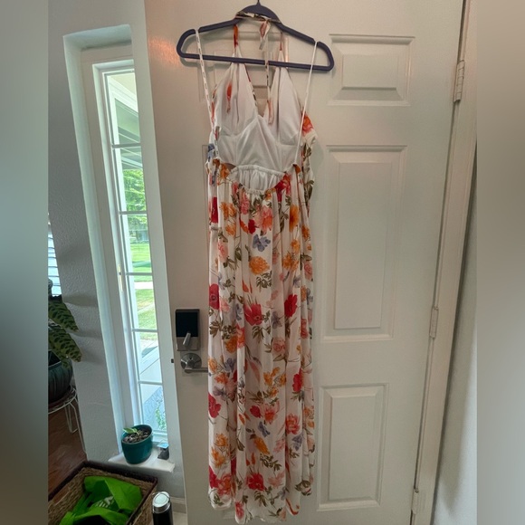Papaya White, Red, Pink floral Sleeveless Maxi Sundress | Size Large - Picture 5 of 8